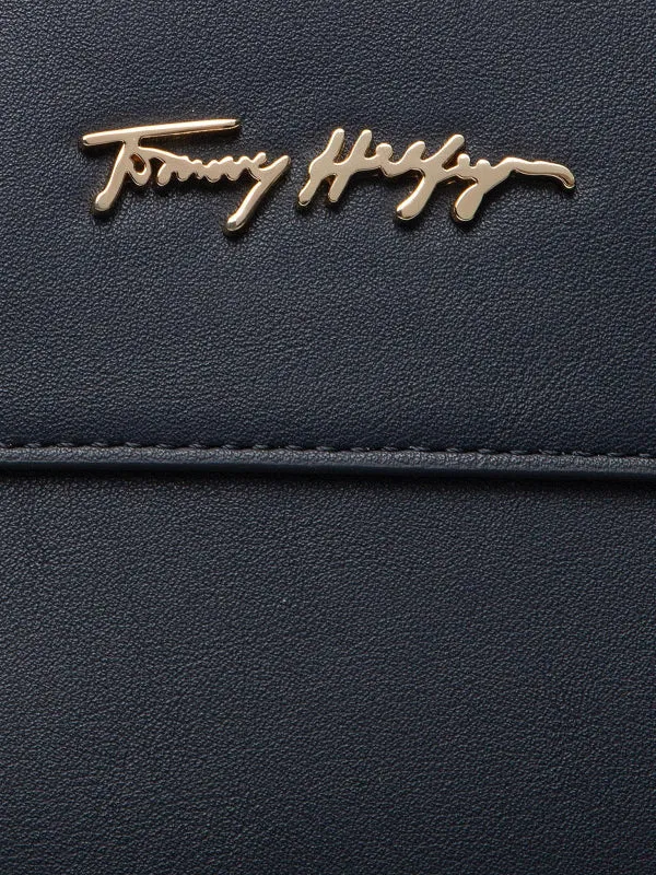 New Tommy Tote